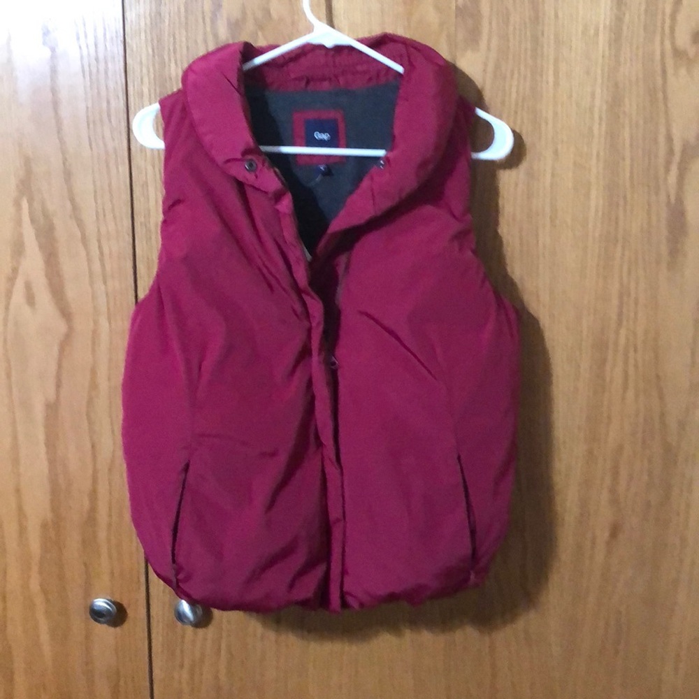 Gap women’s vest